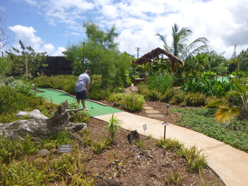 botanical mini golf