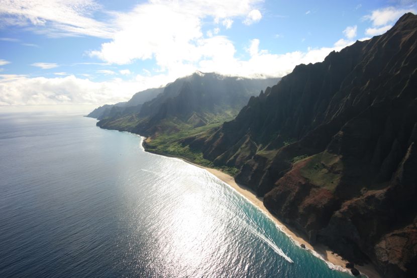 Na Pali, Kauai: again with the boat