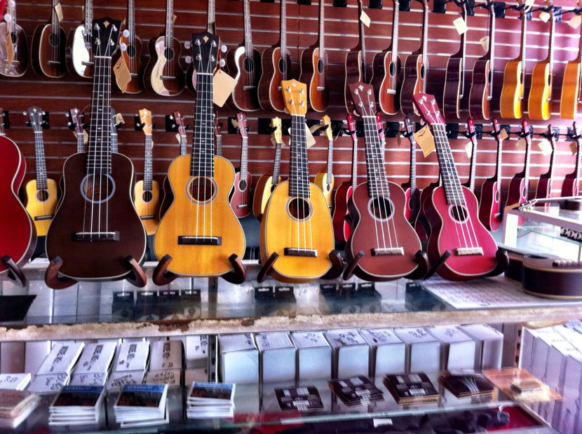 ukeleles! (Robert's first trip to Larry's Music, Kapaa)